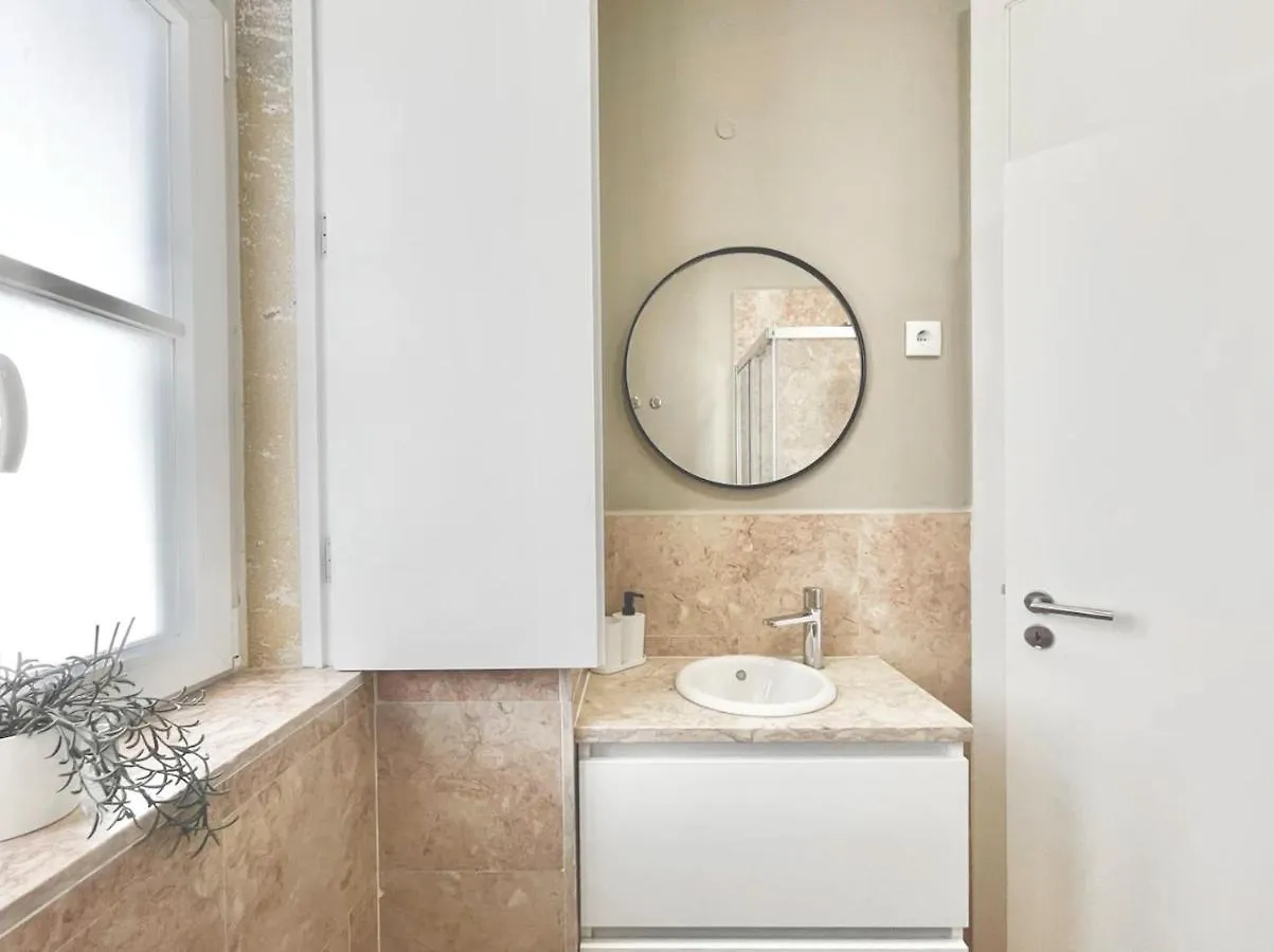 شقة Vila Rosario 3 Studios With Patio By Homeful Homes Lisboa البرتغال